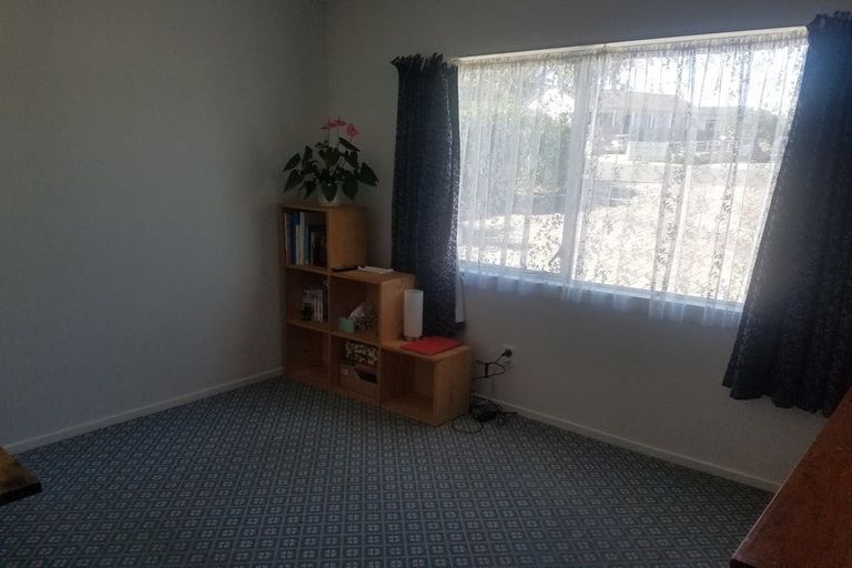 Photo of property in 97 Burundi Avenue, Clendon Park, Auckland, 2103