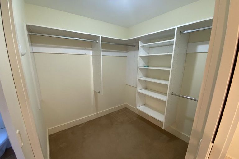 Photo of property in 2/11 Memorial Avenue, Ilam, Christchurch, 8053