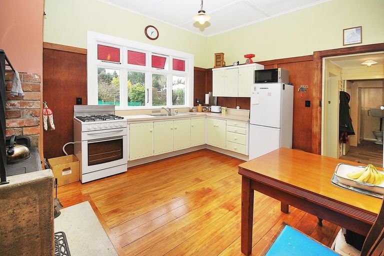 Photo of property in 14 Dalefield Road, Carterton, 5713