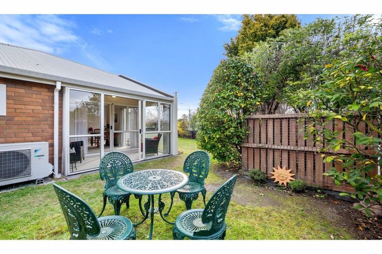 Photo of property in 1/32 Rose Street, Somerfield, Christchurch, 8024