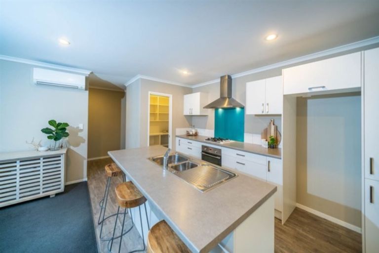 Photo of property in 15 Raranga Street, Marshland, Christchurch, 8083