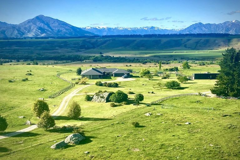 Photo of property in 182 Stevenson Road, Wanaka, 9382