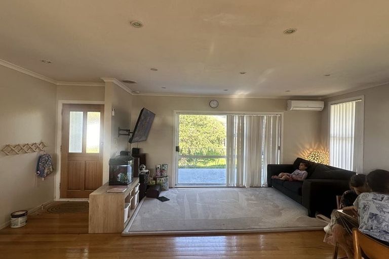 Photo of property in 3 Kamaka Road, Mangere Bridge, Auckland, 2022