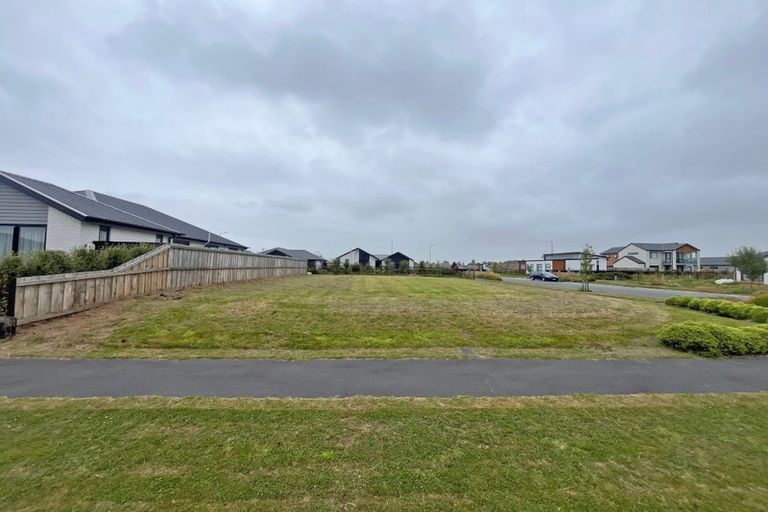 Photo of property in 35 Navarra Road, Halswell, 8025