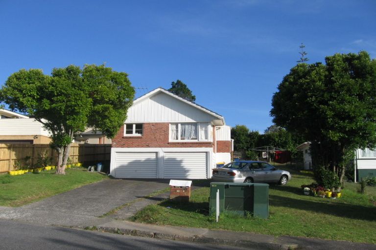 Photo of property in 2/10 Bruce Road, Glenfield, Auckland, 0629