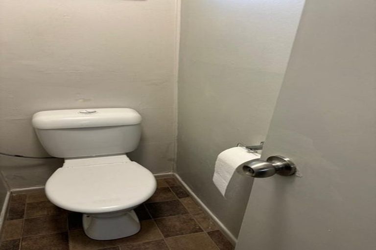 Photo of property in 4 Jenkins Place, Manurewa East, Auckland, 2102