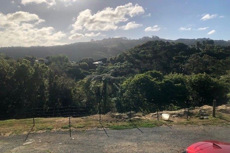 Photo of property in 2/37 Singers Road, Korokoro, Lower Hutt, 5012