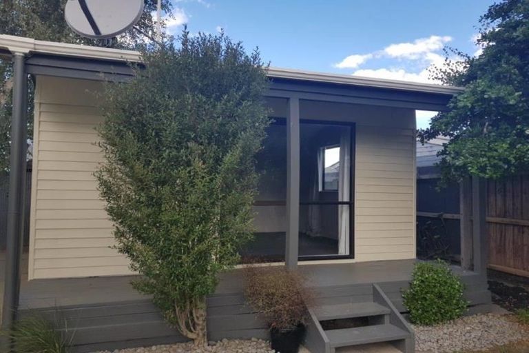 Photo of property in 21 Rosanna Place, Aranui, Christchurch, 8061