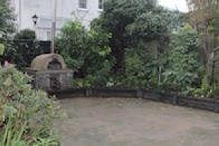 Photo of property in 26 Goring Street, Thorndon, Wellington, 6011