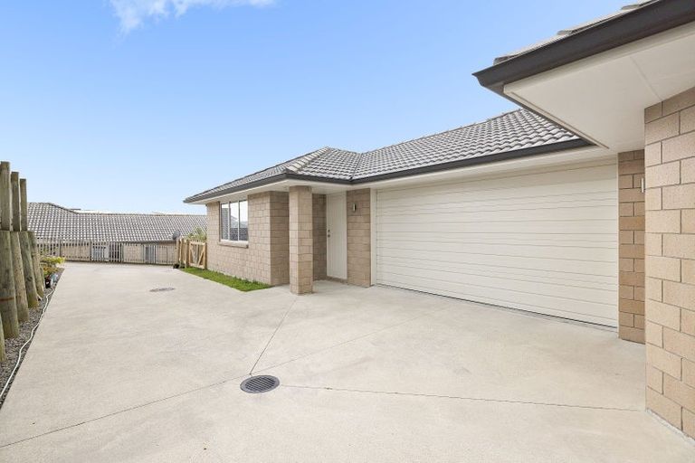 Photo of property in 1 Harakeke Way, Papamoa Beach, Te Puke, 3187