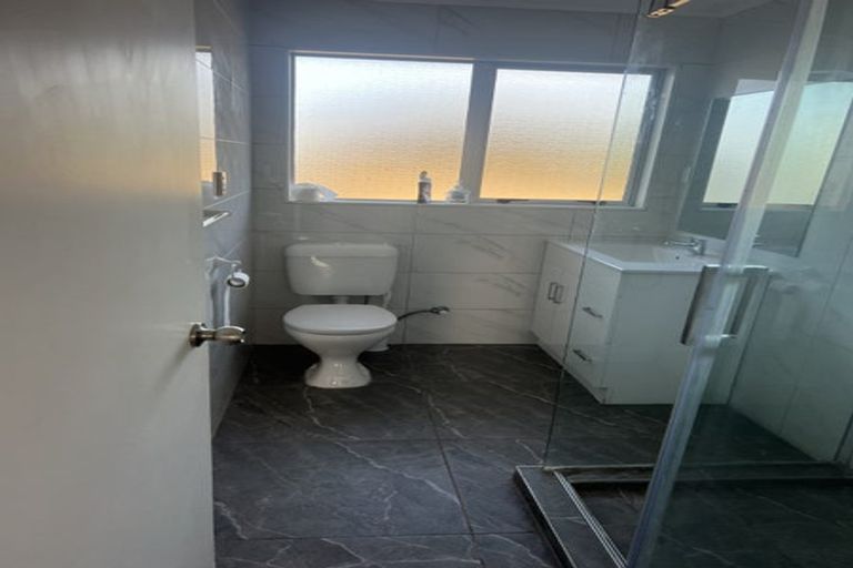 Photo of property in 37 Winsford Street, Manurewa, Auckland, 2102