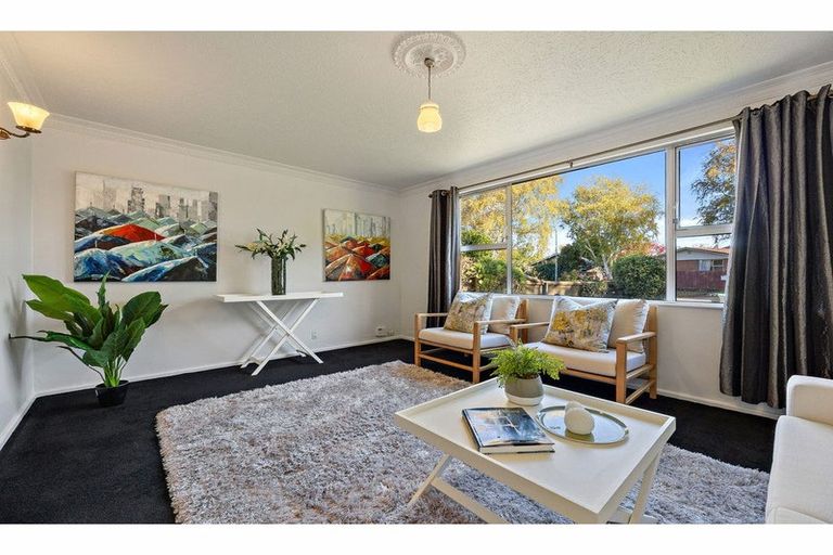 Photo of property in 6 Hartford Street, Burnside, Christchurch, 8053