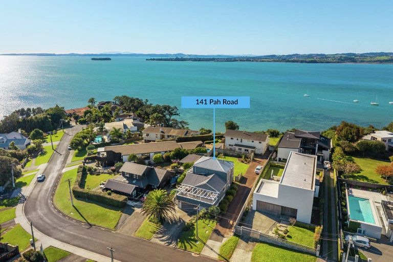 Photo of property in 141 Pah Road, Cockle Bay, Auckland, 2014