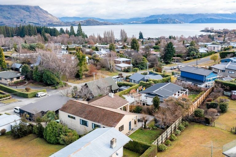 Photo of property in 63 Matai Road, Wanaka, 9305