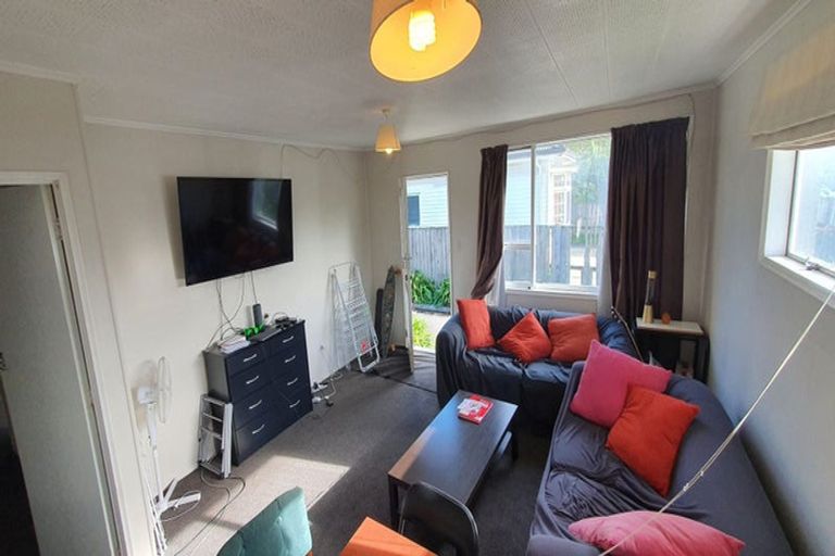 Photo of property in 6/13 Newnham Terrace, Upper Riccarton, Christchurch, 8041