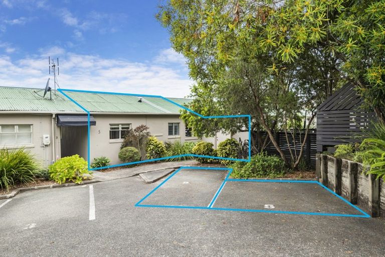 Photo of property in 5/37 Waipa Street, Birkenhead, Auckland, 0626