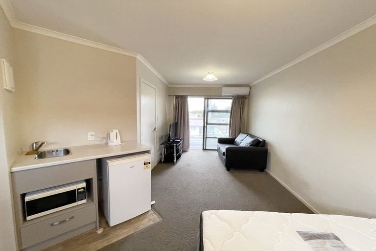 Photo of property in 4/29 Seddon Road, Frankton, Hamilton, 3204