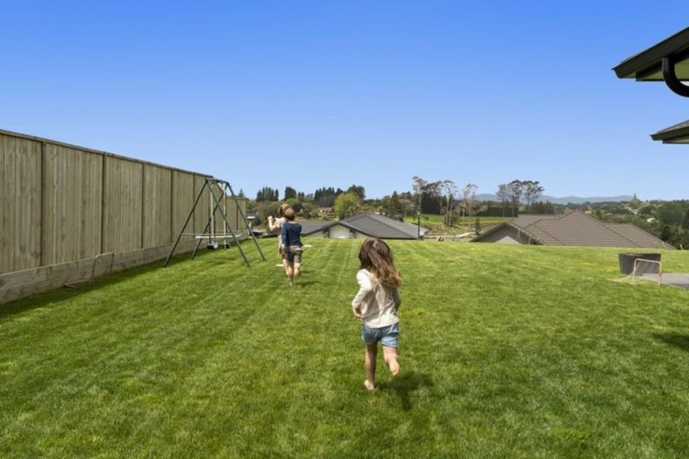 Photo of property in 19 Wairere Rise, Omokoroa, 3114