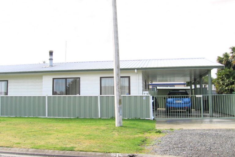 Photo of property in 2/6 Nicholson Street, Mayfair, Hastings, 4122