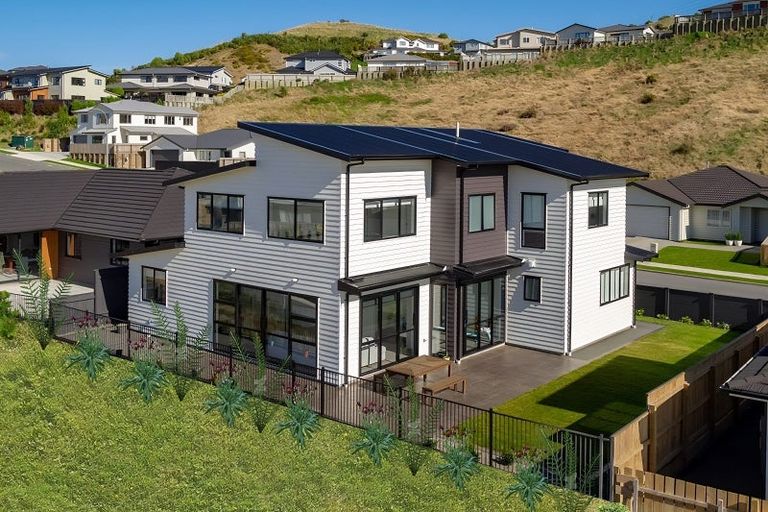Photo of property in 12 Atherton Terrace, Churton Park, Wellington, 6037