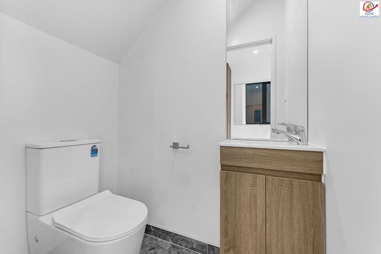 Photo of property in 26a Cape Road, Mangere, Auckland, 2022