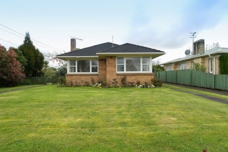 Photo of property in 11 Vardon Road, St Andrews, Hamilton, 3200