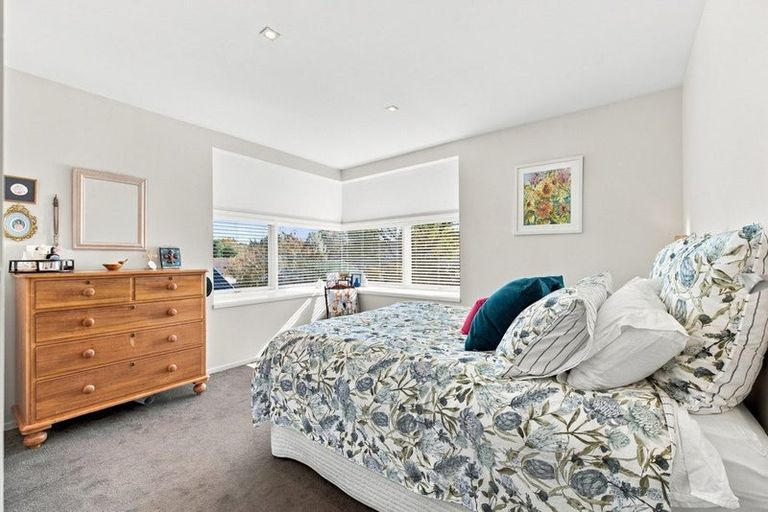 Photo of property in 76b Memorial Avenue, Ilam, Christchurch, 8053