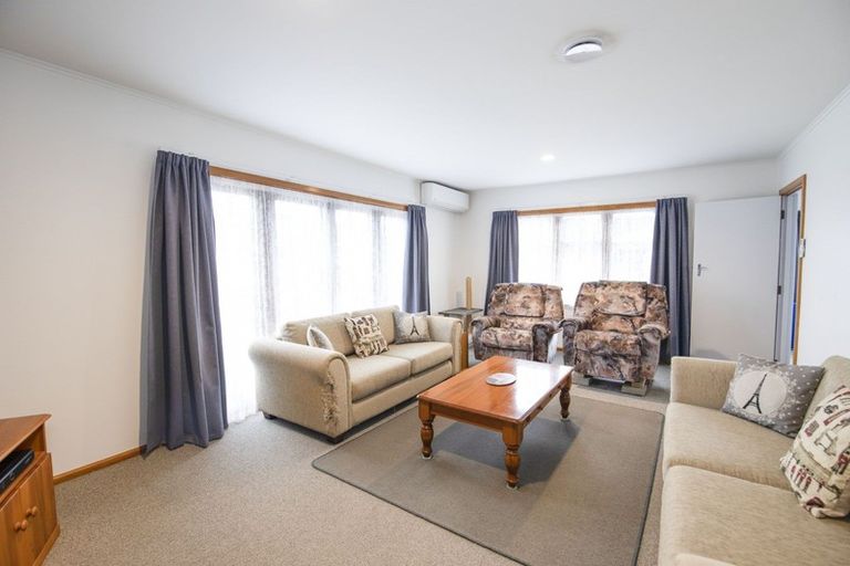 Photo of property in 14 James Foley Avenue, Pirimai, Napier, 4112