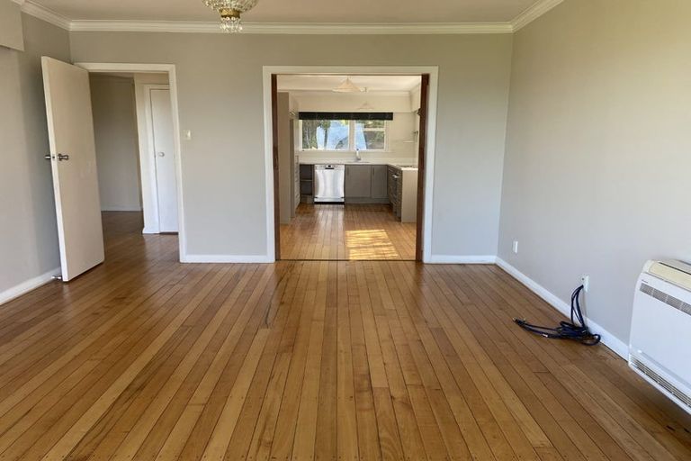 Photo of property in 37 Huntleigh Park Way, Ngaio, Wellington, 6035