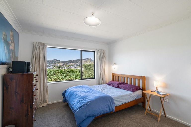 Photo of property in 76 Totara Terrace, Wanaka, 9305