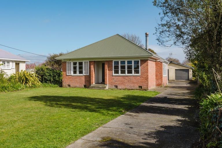 Photo of property in 6 Tyndall Street, Pahiatua, 4910