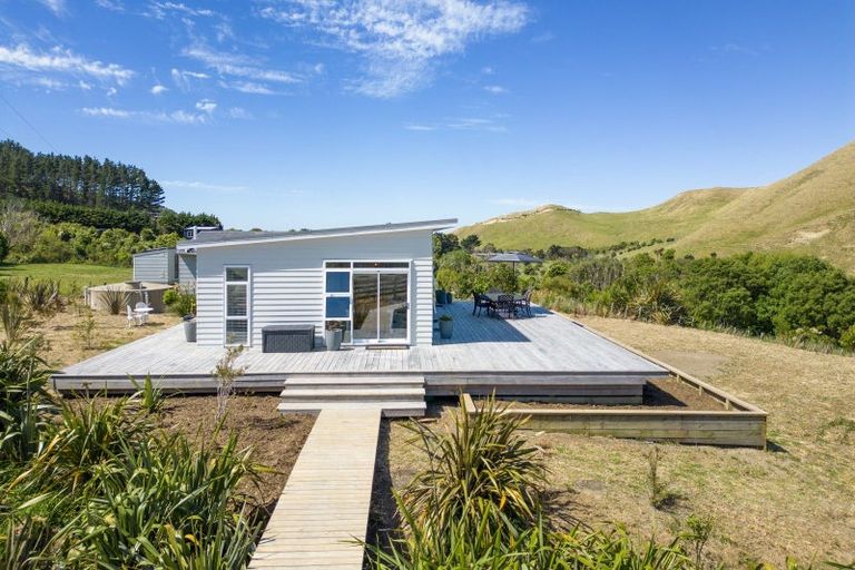 Photo of property in 422 Whangaehu Road, Porangahau, 4293