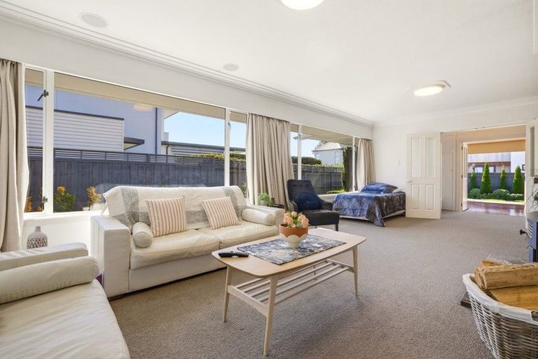 Photo of property in 16a Hamilton Avenue, Ilam, Christchurch, 8041