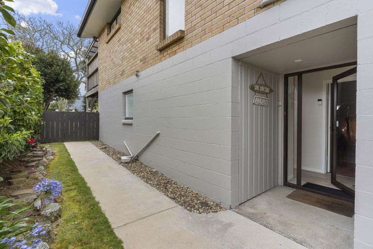 Photo of property in 207 Weka Street, Whangamata, 3620