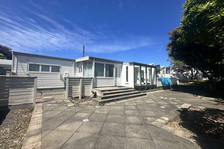 Photo of property in 15 Fancourt Street, Karori, Wellington, 6012