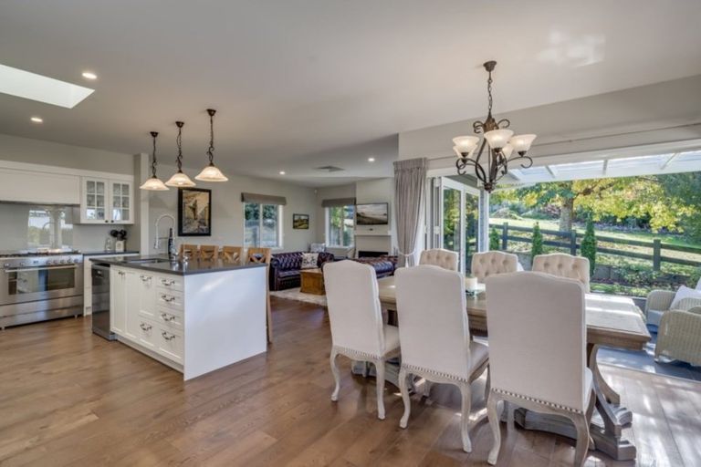 Photo of property in 5 Avocado Lane, Bethlehem, Tauranga, 3110