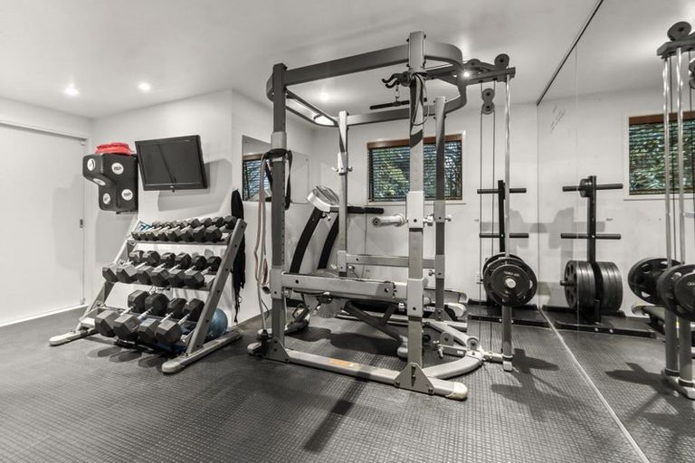 Photo of property in 170 Attwood Road, Paremoremo, Auckland, 0632