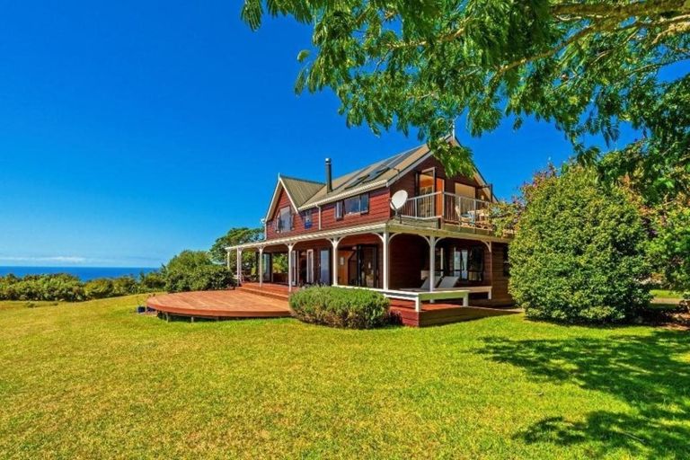Photo of property in 625 Boat Harbour Road, Whenuakite, Whitianga, 3591