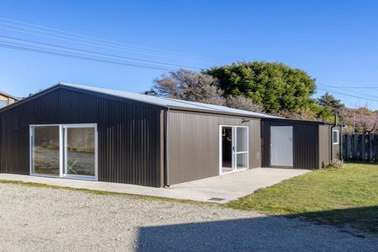 Photo of property in 262 Lakeview Terrace, Lake Hawea, Wanaka, 9382