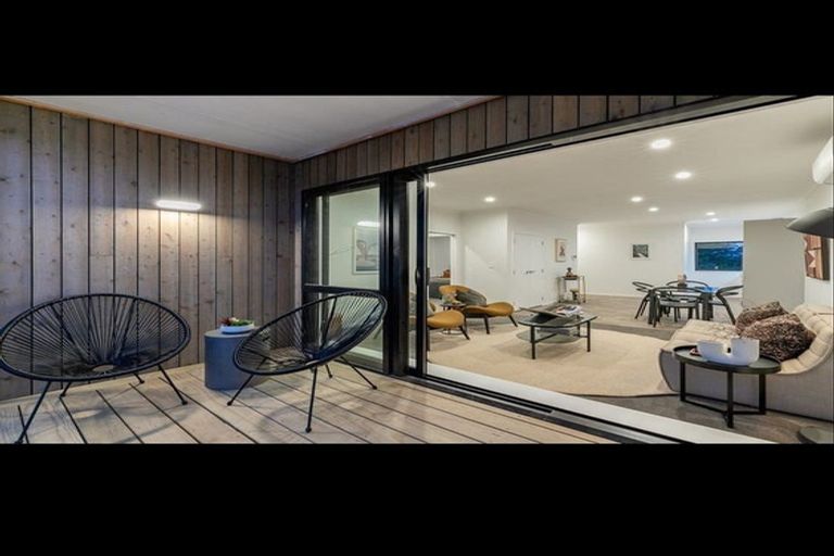 Photo of property in 3/500 Te Atatu Road, Te Atatu Peninsula, Auckland, 0610