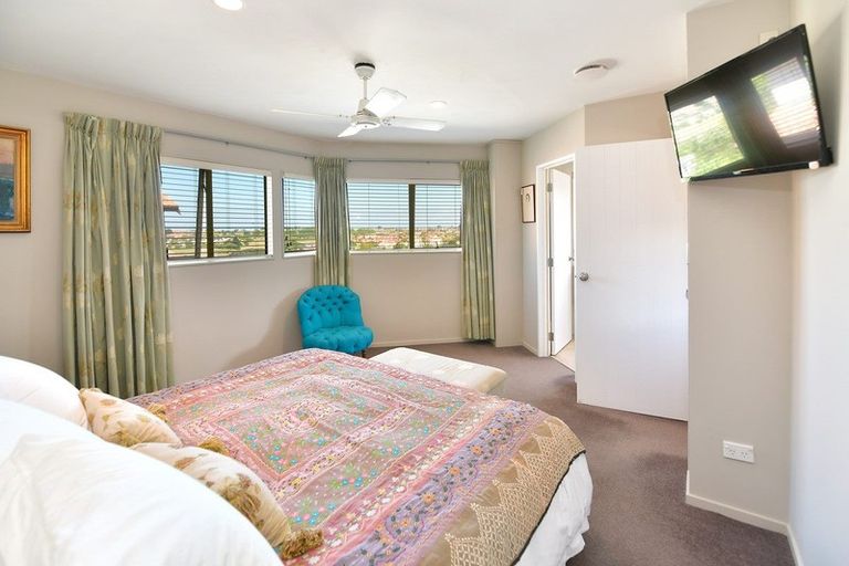 Photo of property in 28 Kensington Terrace, Gulf Harbour, Whangaparaoa, 0930