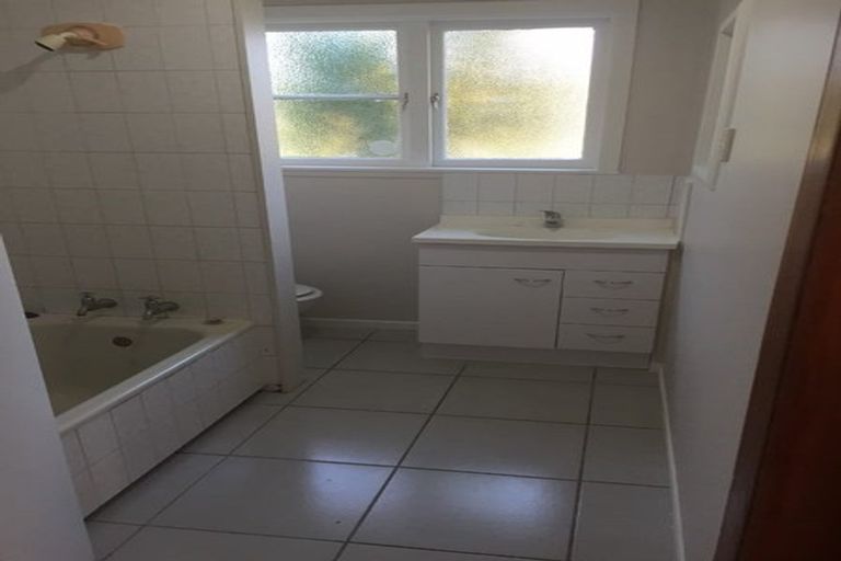 Photo of property in 25 Liverpool Street, Papakura, 2110