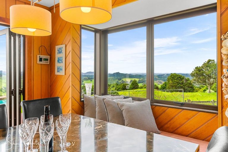 Photo of property in 338a Wairere Road, Paparoa, 0571