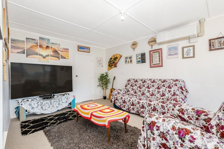 Photo of property in 78 Chapman Crescent, Naenae, Lower Hutt, 5011