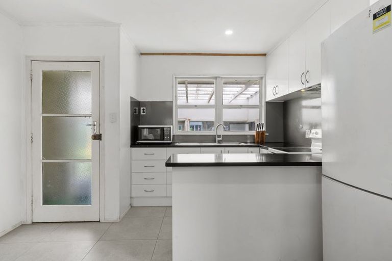 Photo of property in 13 Albion Place, Papakura, 2110