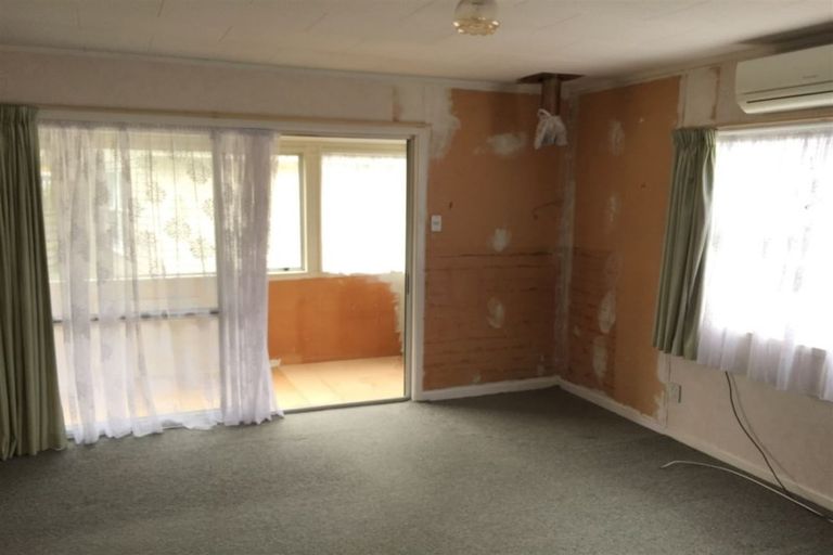 Photo of property in 2/15 Tasman Drive, Opaheke, Papakura, 2113