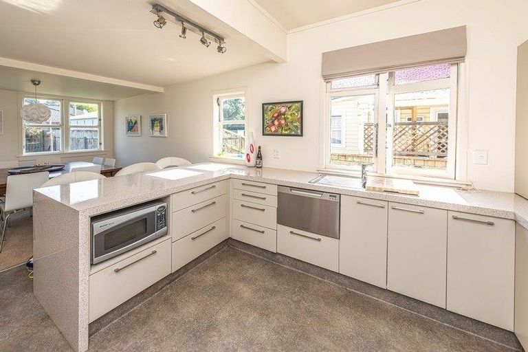 Photo of property in 19 Nikau Street, Tawhero, Whanganui, 4501