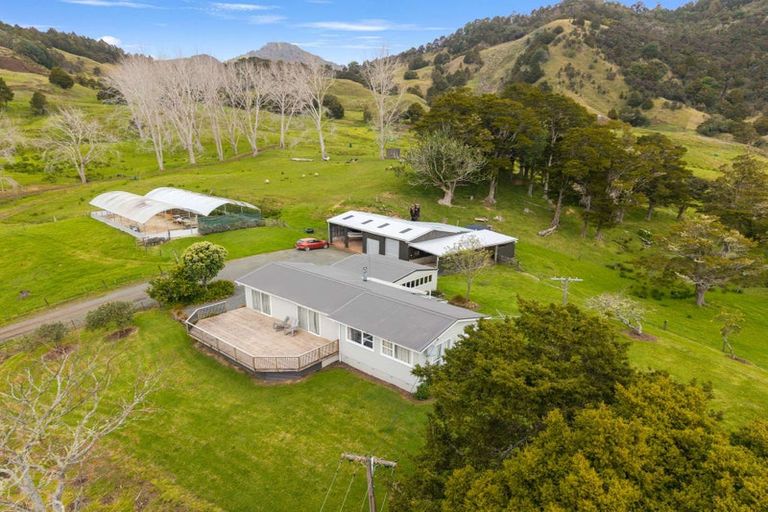 Photo of property in 809 Tangihua Road, Maungakaramea, Whangarei, 0178
