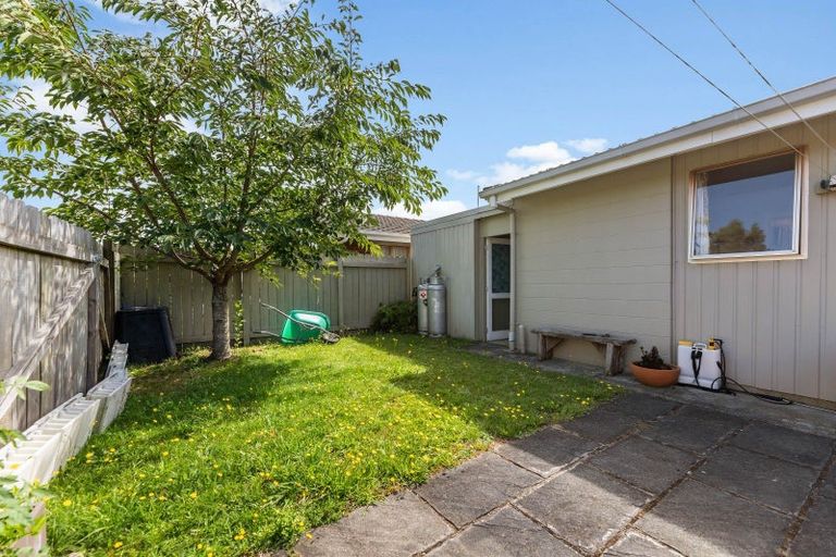 Photo of property in 35 Walnut Place, Tokoroa, 3420