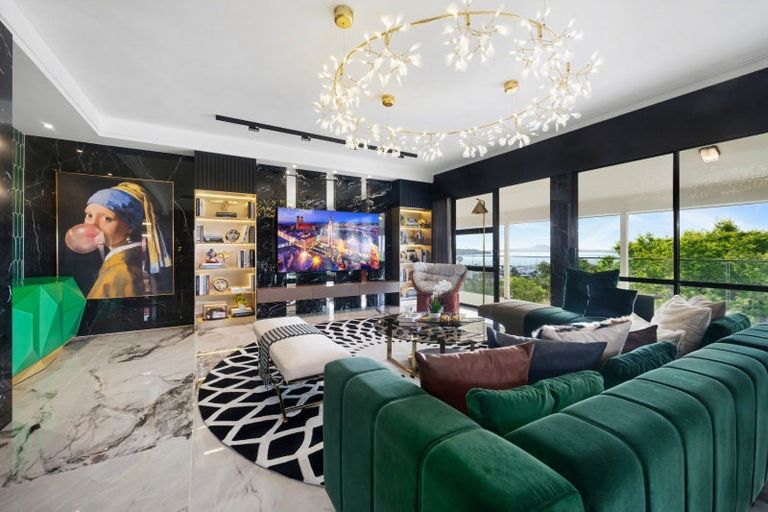 Photo of property in 24 Half Moon Rise, Half Moon Bay, Auckland, 2012